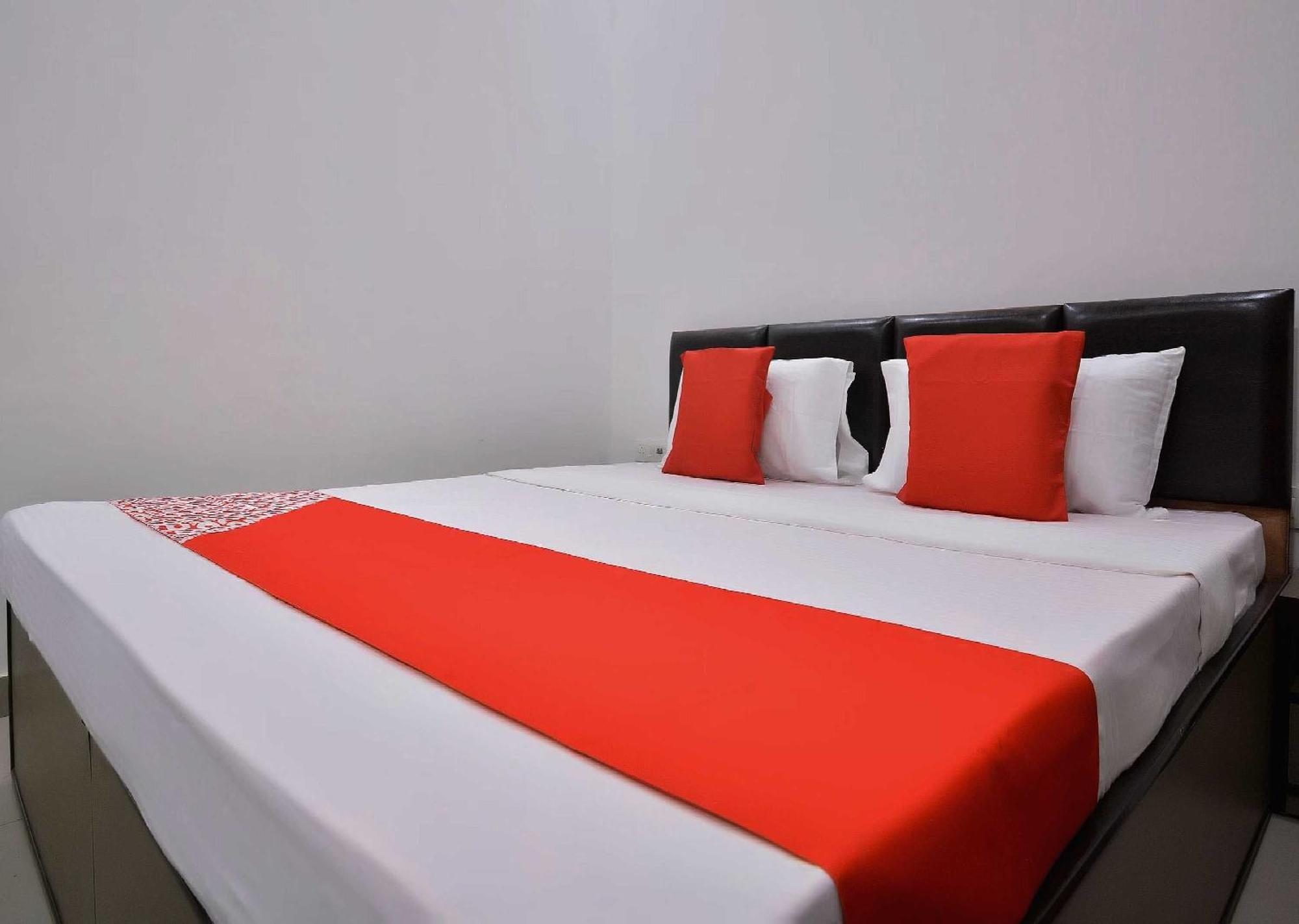 Hotel O White Solitaire Лудхіяна Екстер'єр фото